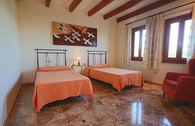 Private 4-bedroom Villa w/ Pool, Summer Kitchen & Expansive Living Space - Foto 3