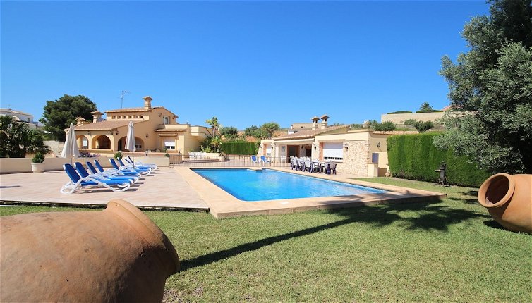 Foto 1 - Luxury Villa Surrounded by Vineyards - 7bd Great for Big Groups W/private Pool