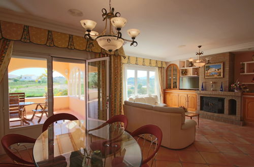 Photo 15 - Luxury Villa Surrounded by Vineyards - 7bd Great for Big Groups W/private Pool