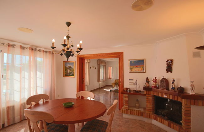 Luxury Villa Surrounded by Vineyards - 7bd Great for Big Groups W/private Pool - Photo 14