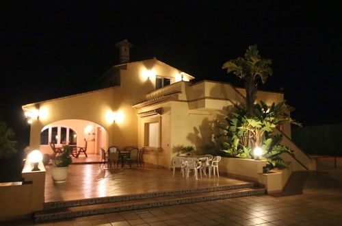 Foto 34 - Luxury Villa Surrounded by Vineyards - 7bd Great for Big Groups W/private Pool