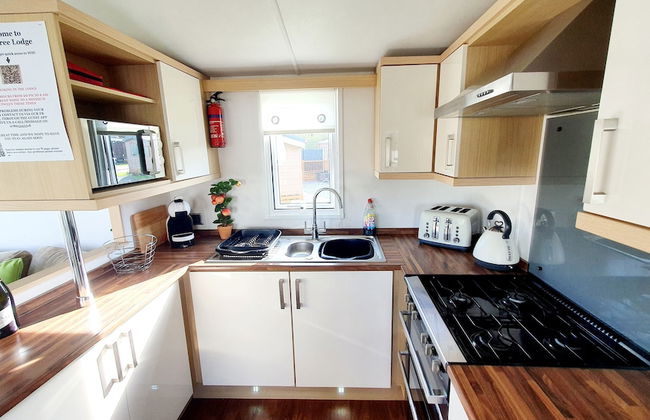 Apple Tree Lodge, Hot Tub, 3 Bedroom, 2 Bars - Foto 4