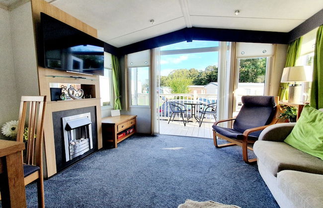 Apple Tree Lodge, Hot Tub, 3 Bedroom, 2 Bars - Foto 7