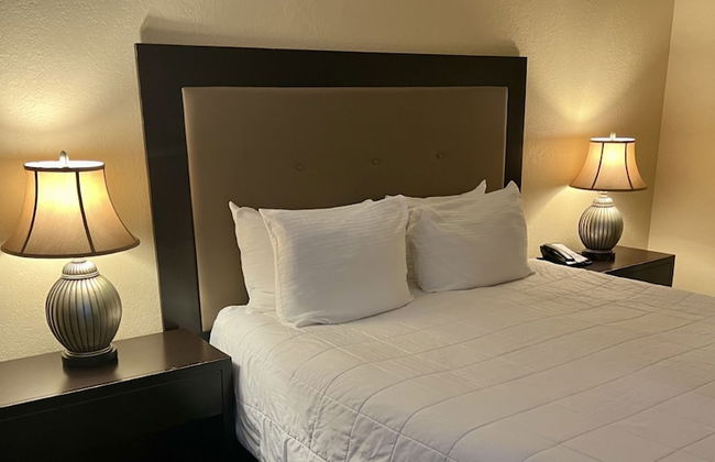 Jockey Resort Suites Center Strip - Photo 11