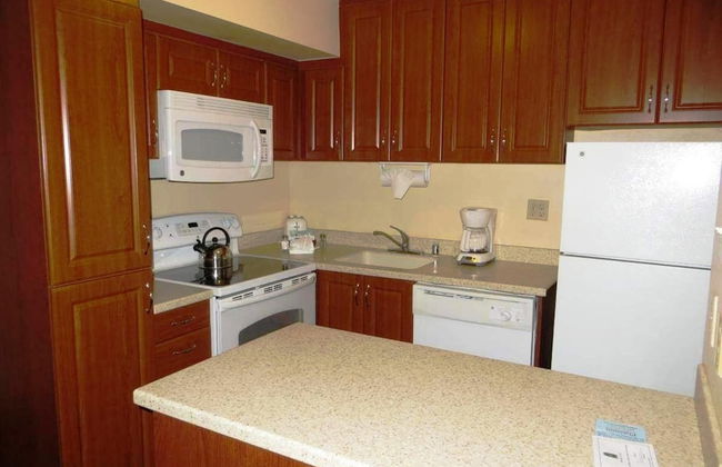 Jockey Resort Suites Center Strip - Photo 21