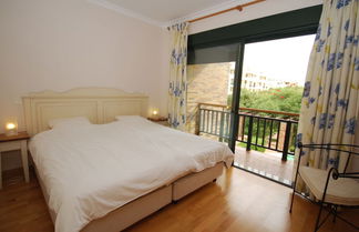 Foto 3 - Luxurious Holiday Home in Quarteira Algarve