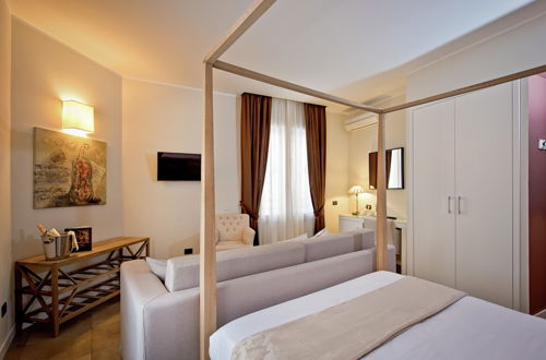 Photo 22 - Delle Vittorie Luxury Suites & Rooms