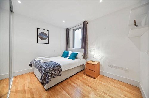 Foto 6 - 2 Bed Executive Apartment Near Camden Market with WiFi