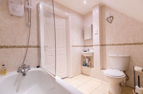 Photo 5 - 2-bedroom Penthouse, Clockhouse, Hoddesdon