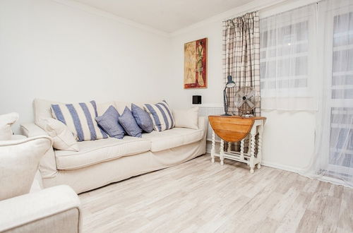 Photo 14 - Stunning Spacious South London 1 Bed Apartment with Balcony