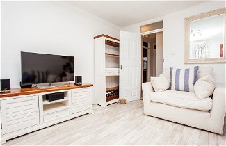 Photo 1 - Stunning Spacious South London 1 Bed Apartment with Balcony