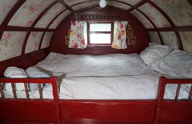 Jura @ Westcote Glamping - Photo 2