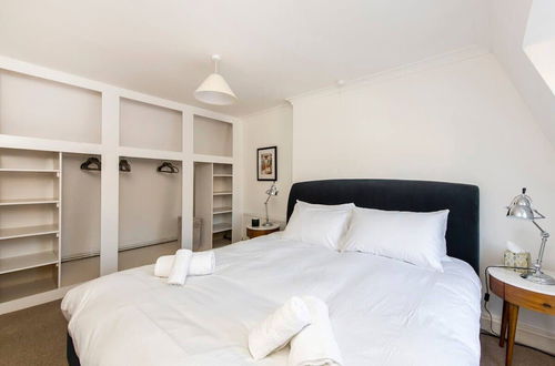 Photo 16 - 2 Bed Apartment, Notting Hill