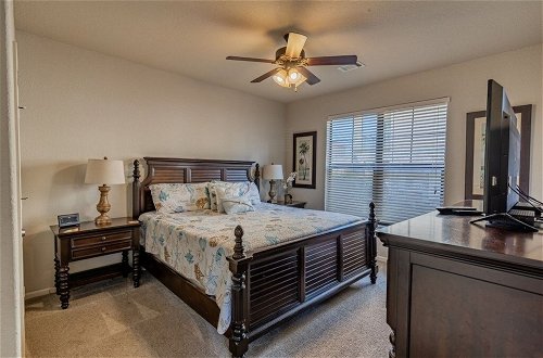 Photo 6 - Fl Special!! Beautiful Bella Piazza 3 Bedroom Condo by RedAwning