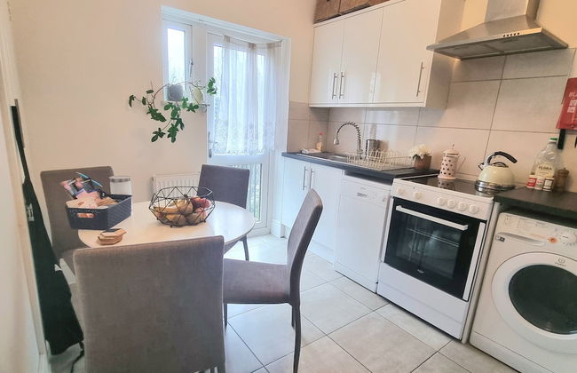 Stylish 2bed 2bath 8min to LondonBridge - Photo 13