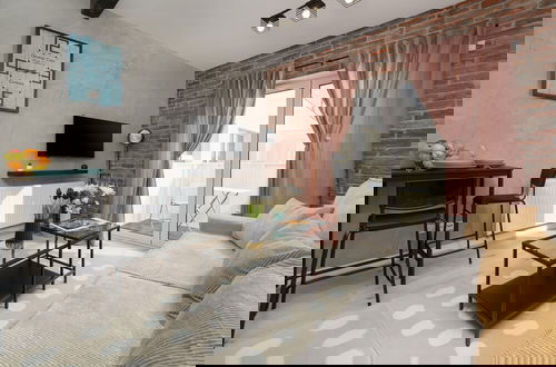 Photo 1 - Modern Studio With Balcony by Renters