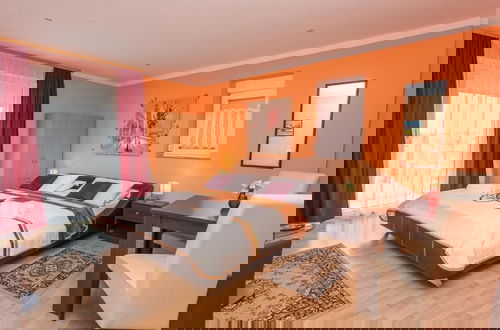 Photo 3 - Villa Valentina