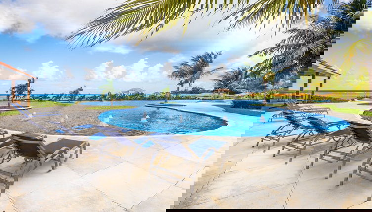 Foto 1 - Pristine Bay Villa 1304 with large pool - 3 bedroom 3 Condo by RedAwning