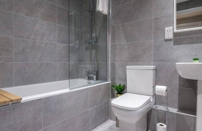 Host Apartments Duke Street Abode - Photo 7