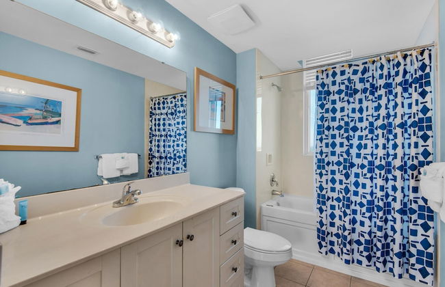 Silver Beach Towers 603 East - Photo 17