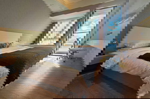 Photo 1 - RHO HOTEL