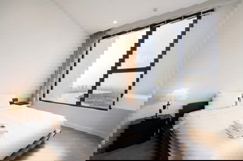 Photo 39 - Lumiere Riverside Luxury Apartment