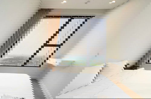 Photo 40 - Lumiere Riverside Luxury Apartment