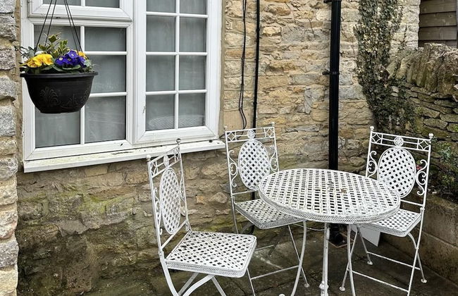 Remarkable 1-bed Cotswolds Cottage in Finstock - Foto 15