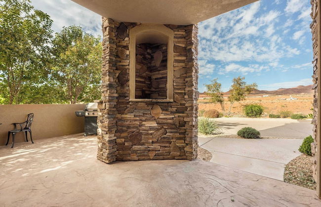 Coral Springs Getaway - Outdoor and Indoor Heated Pool - Close to Zion National Park - Foto 30