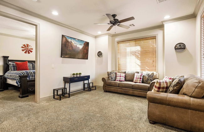 Coral Springs Getaway - Outdoor and Indoor Heated Pool - Close to Zion National Park - Foto 5