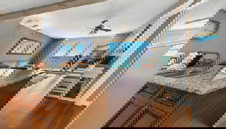 Foto 1 - Long Beach Resort 4-902