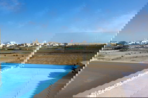 Foto 12 - Kenn Gozitan Villa and Pool