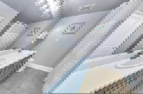 Photo 38 - Aqua Resort 1007