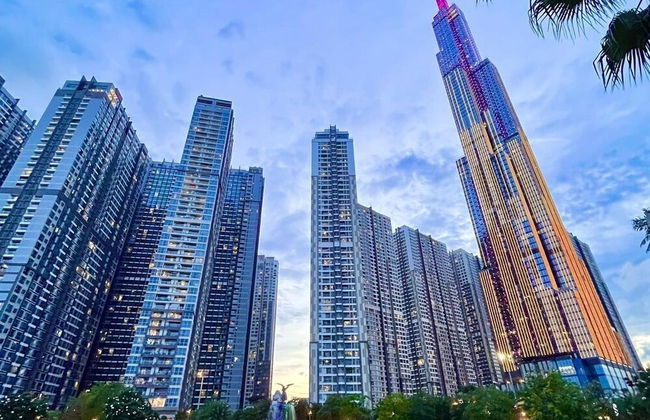 Landmark Apartment in Vinhomes Central Park - Foto 1