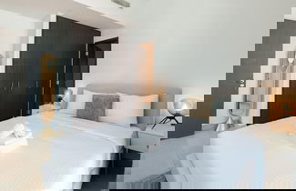 Foto 2 - Downtown Escape Lush 2BR w Burj Khalifa View
