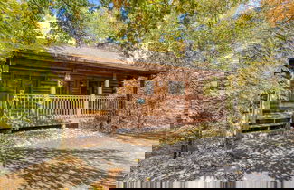 Foto 1 - Cuddlin' Up, Er209 - Luxury At Its Finest And Location That Can't Be Beat! 2 Bedroom Cabin by RedAwning