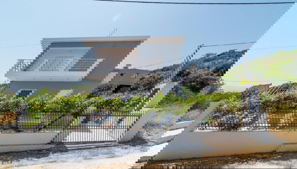 Primary image