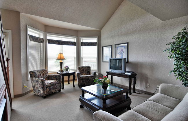 Unit 302 2 BD/ 2 BA Condo - Photo 1