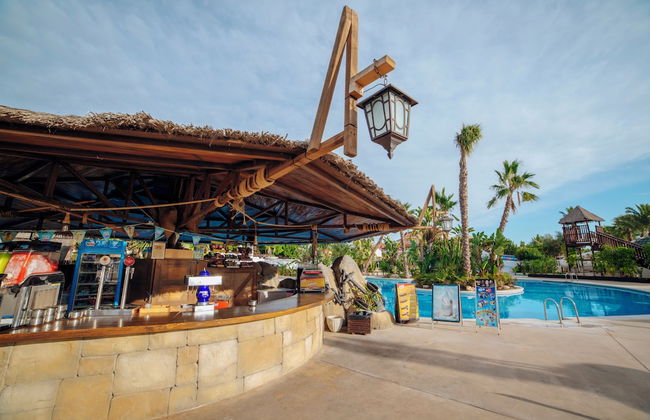 Alannia Guardamar Resort - Photo 37