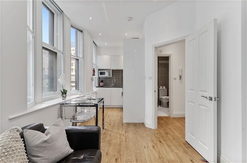 Photo 8 - Cosy 1 Bed Apartment by Liverpool Street