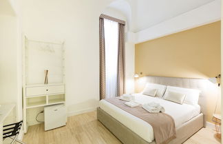 Photo 2 - Trevi Fountain Guesthouse