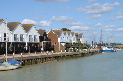 Photo 14 - 16 The Boathouse, RYE