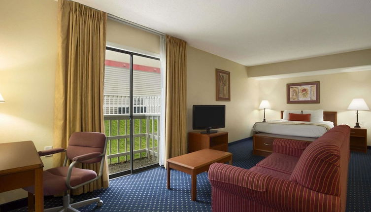 Photo 1 - Affordable Suites of America Grand Rapids