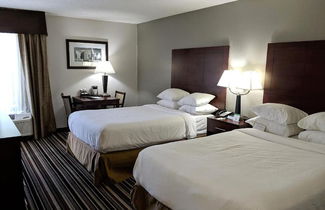 Photo 3 - Wyndham Garden Charlotte Airport Southeast