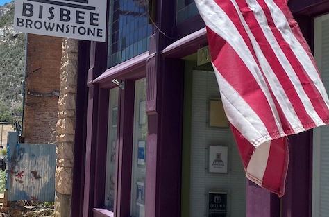 Foto 1 - Bisbee Brownstone Suites