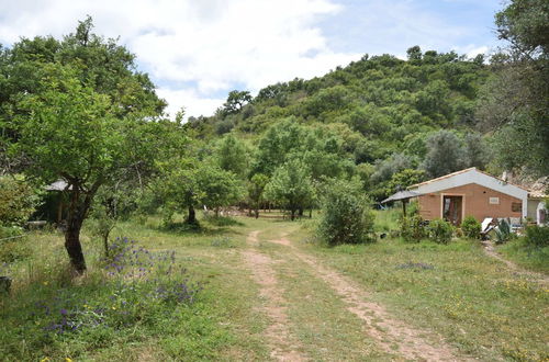 Foto 20 - Serene Cottage in Sao Luis With Barbecue