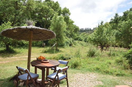 Photo 9 - Serene Cottage in Sao Luis With Barbecue