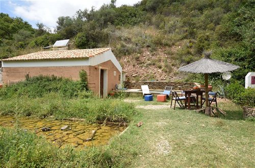 Photo 14 - Serene Cottage in Sao Luis With Barbecue