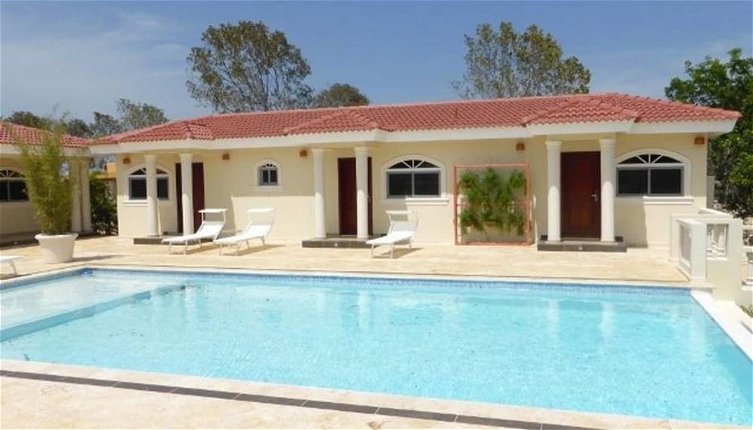 Photo 1 - Touch of Elegance! 6 Bedroom Near the Beach