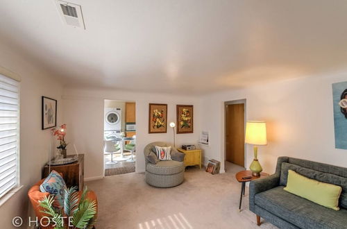 Photo 11 - 1 Br70's Inspired Comfy Condoclose to Broadmoor